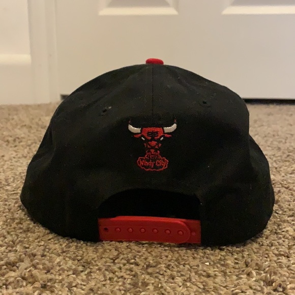 New Era Chicago Bulls SnapBack - Picture 4 of 5
